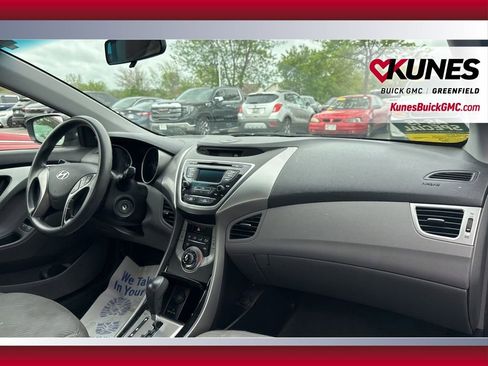 Used 2013 Hyundai Elantra GLS FWD image 35