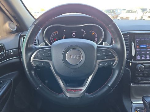 Used 2020 Jeep Grand Cherokee Trailhawk w/ Trailhawk Luxury Group image 24