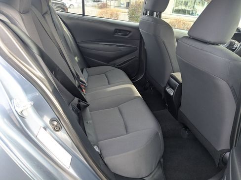 Used 2025 Toyota Corolla LE image 30