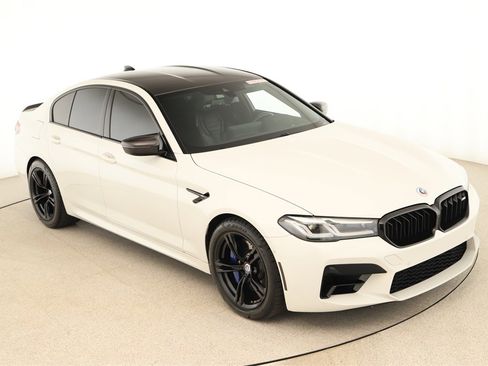 Used 2023 BMW M5 w/ Executive Package image 35