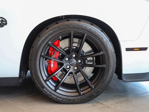 Used 2023 Dodge Challenger SRT Hellcat w/ Driver Convenience Group RWD image 11