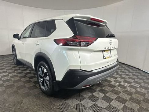 Used 2023 Nissan Rogue SV AWD/4WD image 5