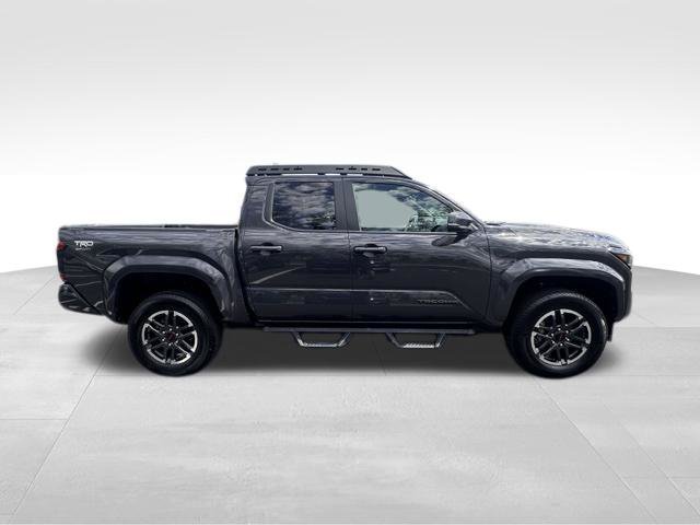 Used 2024 Toyota Tacoma TRD Sport w/ TRD Sport Upgrade Package AWD/4WD image 10