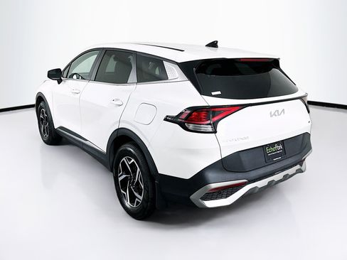 Used 2023 Kia Sportage LX AWD/4WD image 5