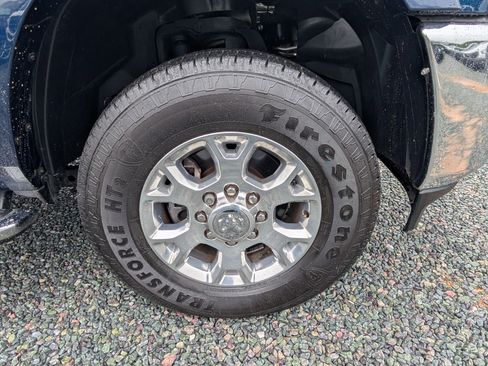 Used 2022 RAM 3500 Laramie AWD/4WD image 9