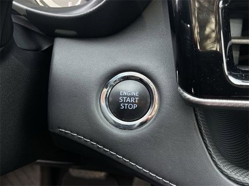 Used 2022 Toyota Highlander Platinum image 23