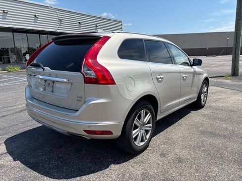 Used 2017 Volvo XC60 T5 Inscription w/ Preferred Option Package AWD/4WD image 4