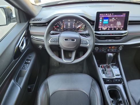 Used 2024 Jeep Compass Trailhawk AWD/4WD image 19