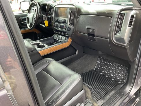 Used 2015 Chevrolet Silverado 2500 LTZ image 32