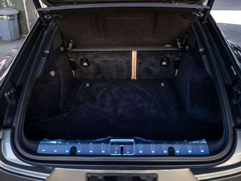 Certified 2023 Porsche Panamera Platinum Edition image 40