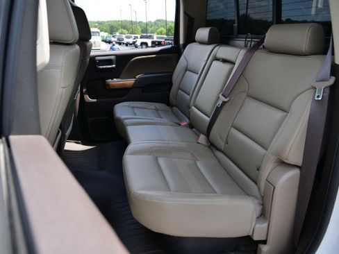 Used 2017 Chevrolet Silverado 2500 LTZ w/ Duramax Plus Package AWD/4WD image 27