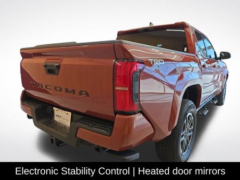 Used 2025 Toyota Tacoma TRD Sport image 5