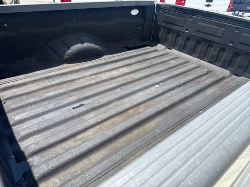 Used 2006 Nissan Frontier XE w/ (G01) XE Preferred Pkg image 9