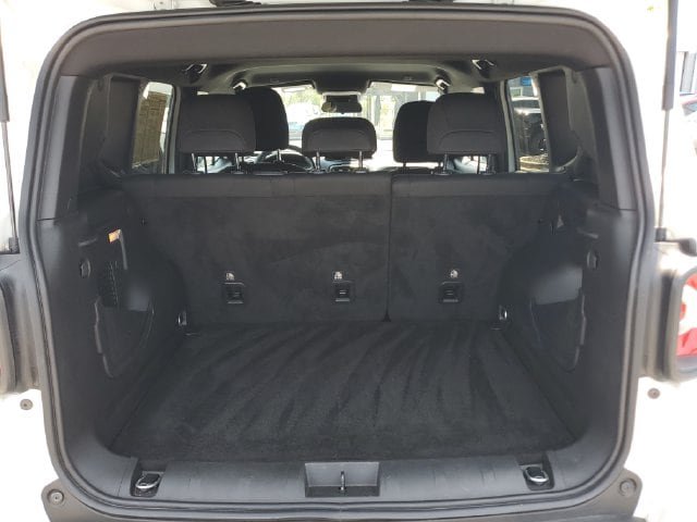 Certified 2022 Jeep Renegade Altitude AWD/4WD image 11