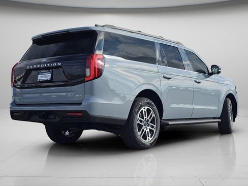 New 2025 Ford Expedition Max Active image 25