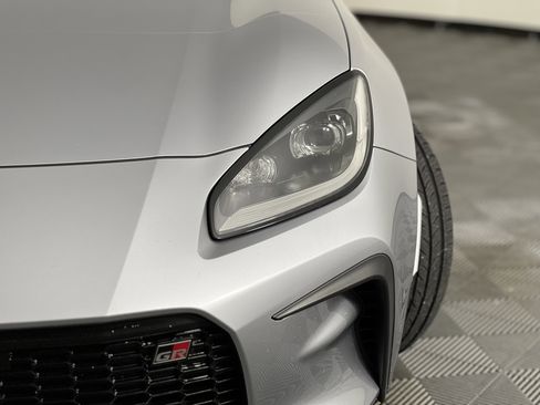 Used 2023 Toyota GR86 Premium image 7