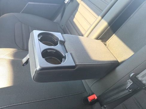 Used 2020 Ford Fusion SE FWD image 22