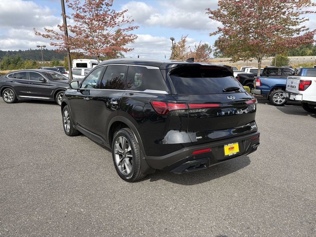 Used 2025 INFINITI QX60 Luxe AWD/4WD image 7