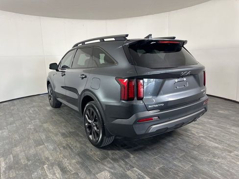 Used 2023 Kia Sorento X-Line EX image 8