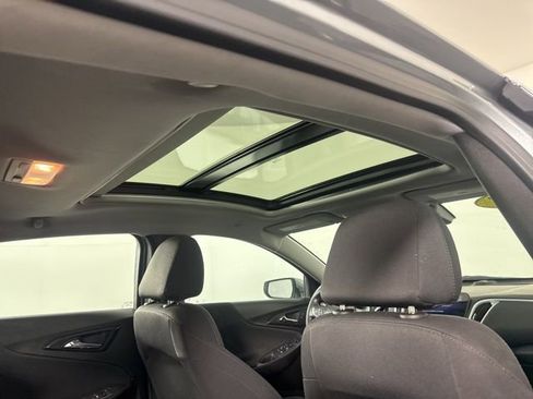 Used 2023 Chevrolet Malibu LT image 21