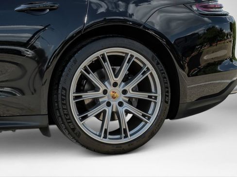 Used 2019 Porsche Panamera 4 AWD/4WD image 63