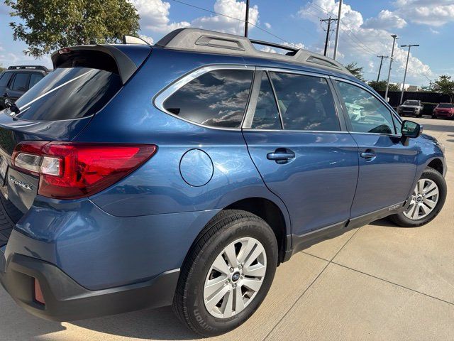 Used 2019 Subaru Outback 2.5i Premium AWD/4WD image 3