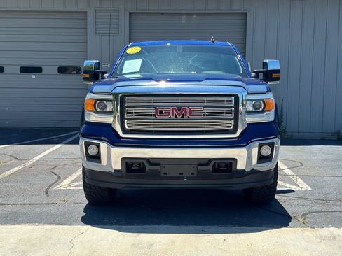 Used 2014 GMC Sierra 1500 SLE w/ SLE Value Package AWD/4WD image 9