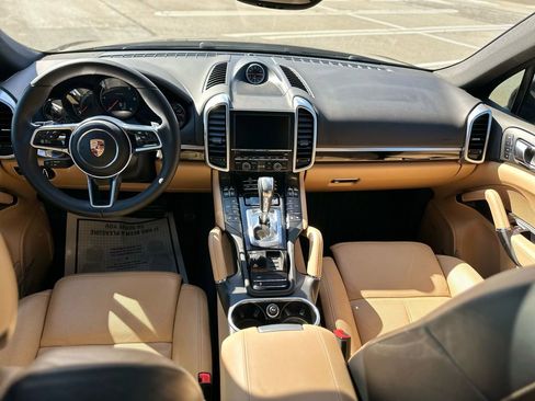 Used 2015 Porsche Cayenne Diesel image 22