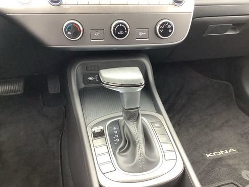 Certified 2026 Hyundai Kona SE AWD/4WD image 64