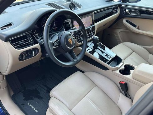 Certified 2026 Porsche Macan image 11