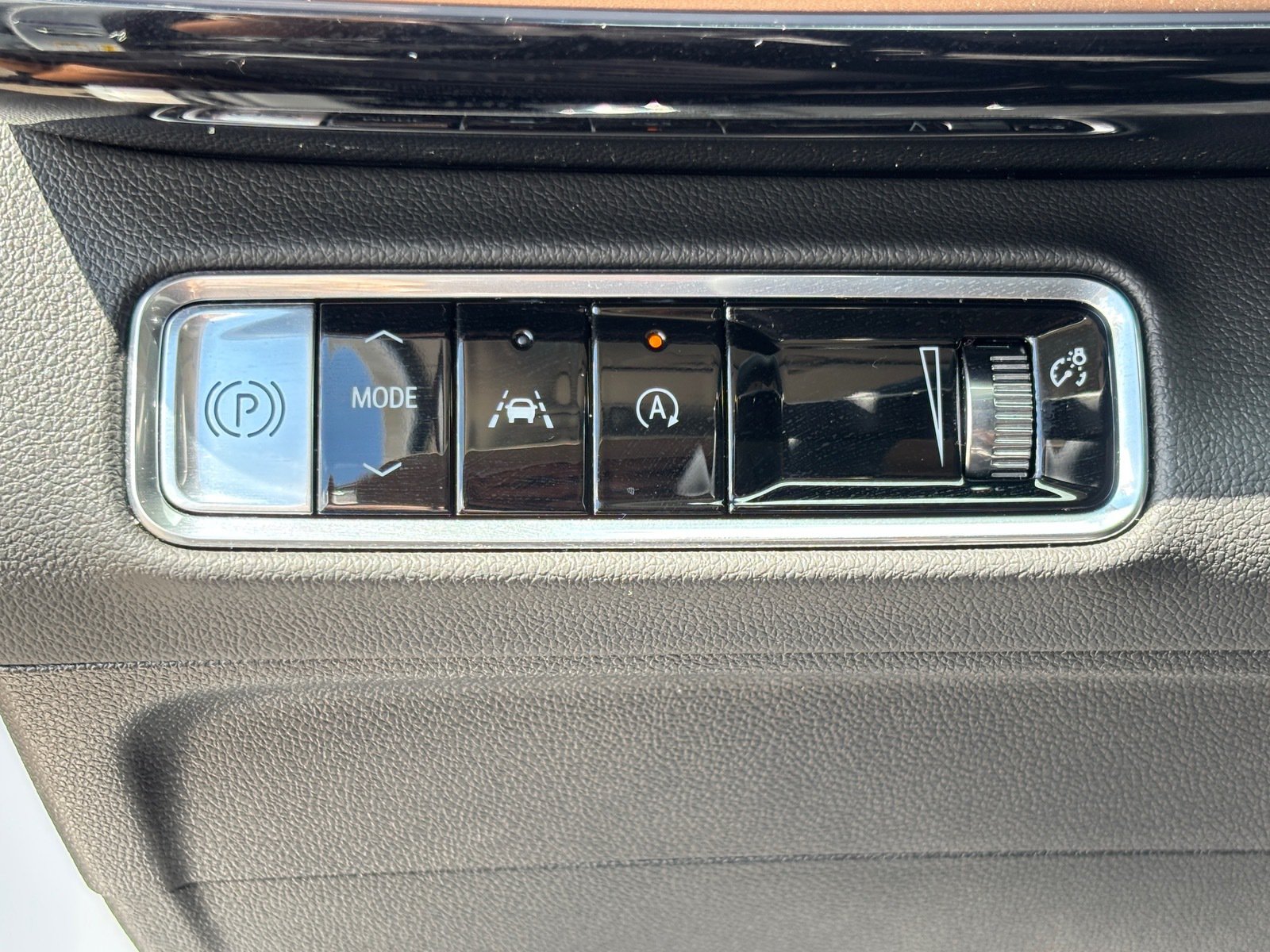 Used 2025 Buick Envision Sport Touring AWD/4WD image 26