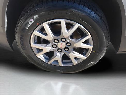 Used 2020 GMC Acadia SLT image 12