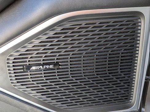 Certified 2024 Jeep Wagoneer L Series II image 19