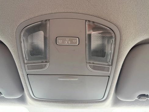 Used 2020 Hyundai Accent SE FWD image 23