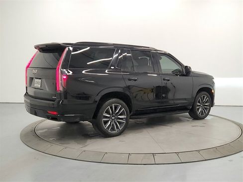 Used 2022 Cadillac Escalade Sport image 7
