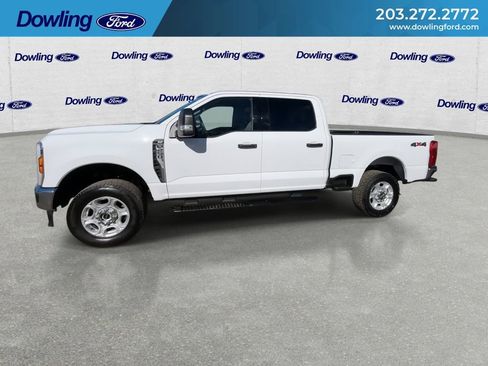 Used 2025 Ford F250 XLT w/ Snow Plow Prep Package image 8