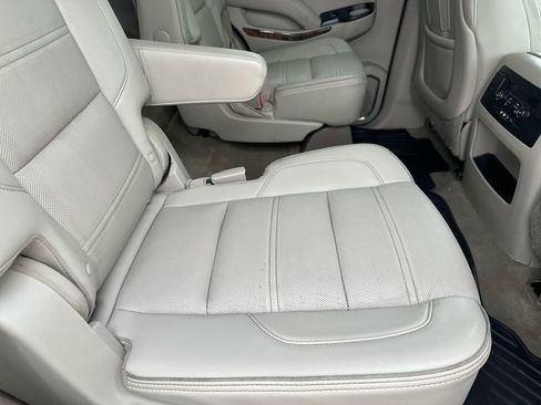 Used 2015 GMC Yukon Denali w/ Premium Package image 22