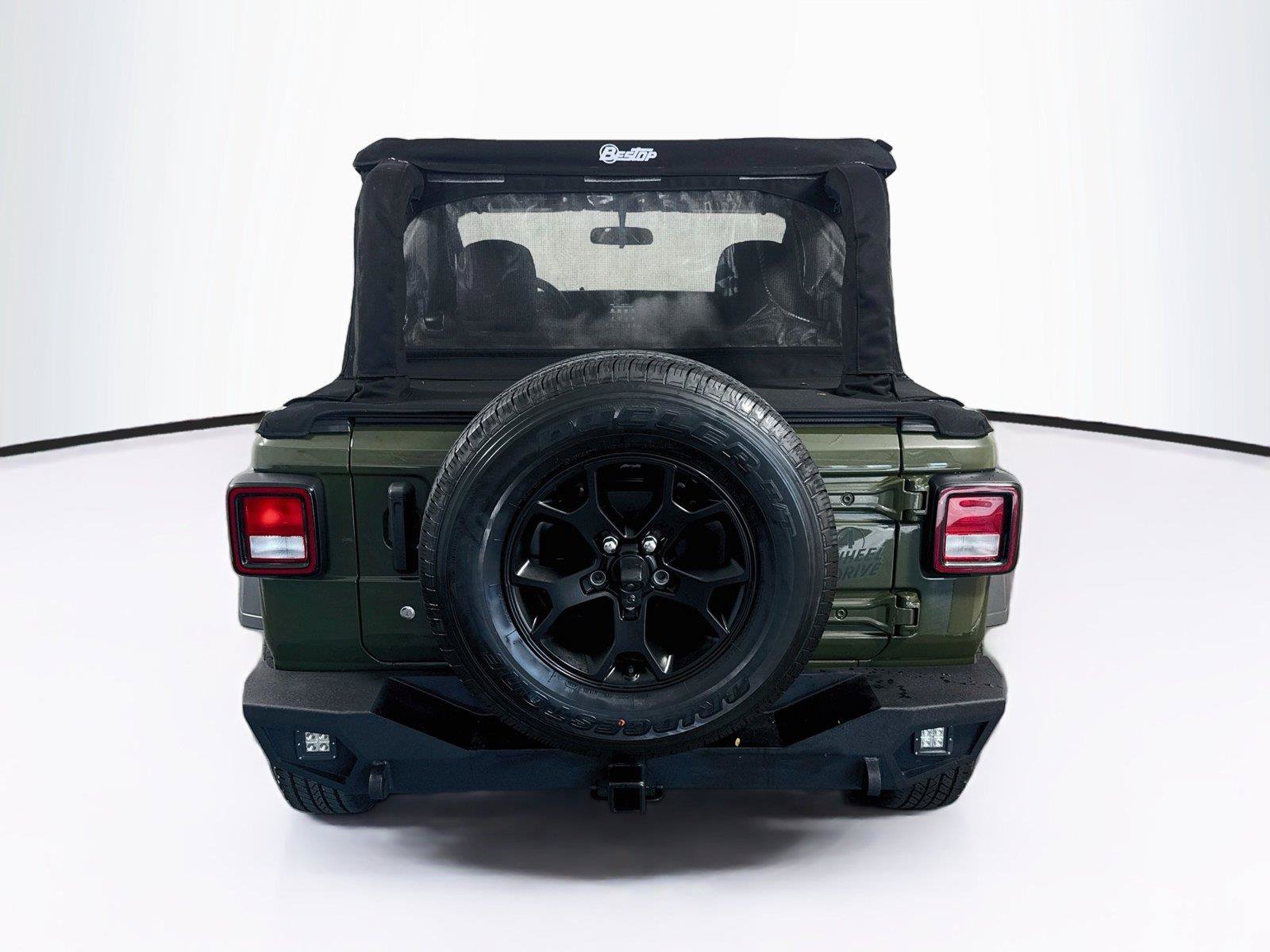 Used 2023 Jeep Wrangler Sport AWD/4WD image 4