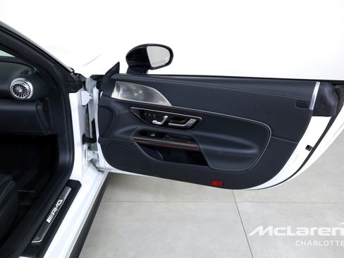 Used 2022 Mercedes-Benz SL 63 AMG AMG SL 63 w/ Driver Assistance Package image 21