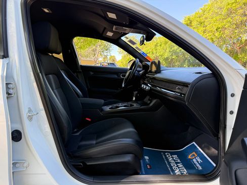 Used 2022 Honda Civic Sport image 14