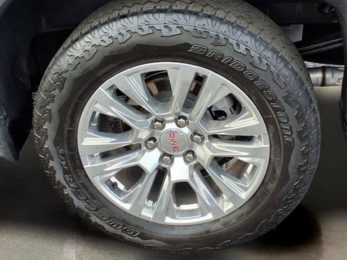 Used 2023 GMC Sierra 1500 Denali AWD/4WD image 32