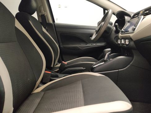 Used 2021 Nissan Versa SV FWD image 21