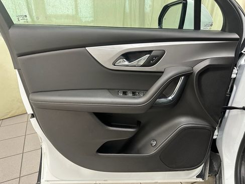 Certified 2024 Chevrolet Blazer LT w/ Convenience Package image 33