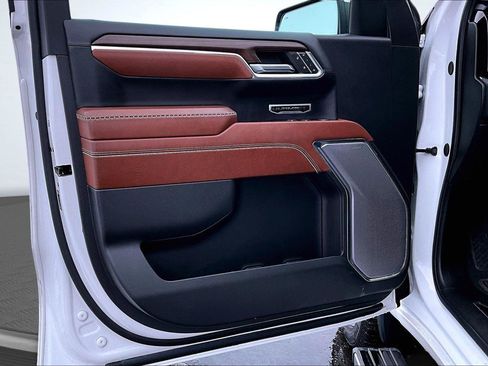 Used 2024 GMC Sierra 1500 Denali Ultimate image 24