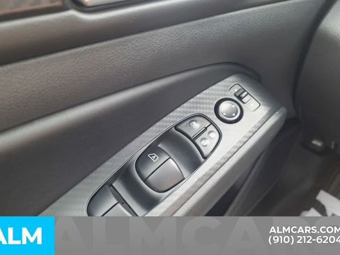 Used 2025 Nissan Altima 2.5 SV image 31