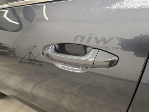 Used 2021 Kia Seltos S AWD/4WD image 18