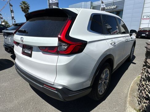 Used 2024 Honda CR-V EX image 5