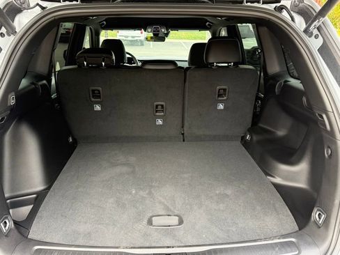 New 2025 Jeep Grand Cherokee Limited w/ Black Appearance Package image 29