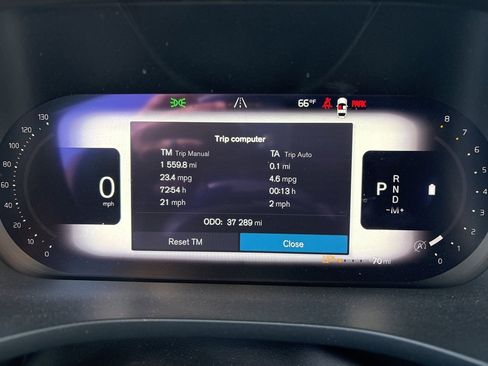 Certified 2023 Volvo XC60 B5 Plus w/ Climate Package image 25