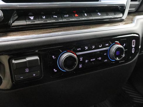 Used 2024 Chevrolet Silverado 2500 LT w/ Z71 Sport Edition image 51